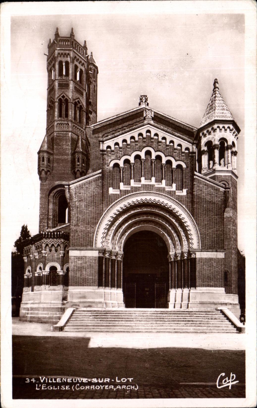 Villeneuve-sur-Lot — L'église (Corroyer, Arch.) — Cap