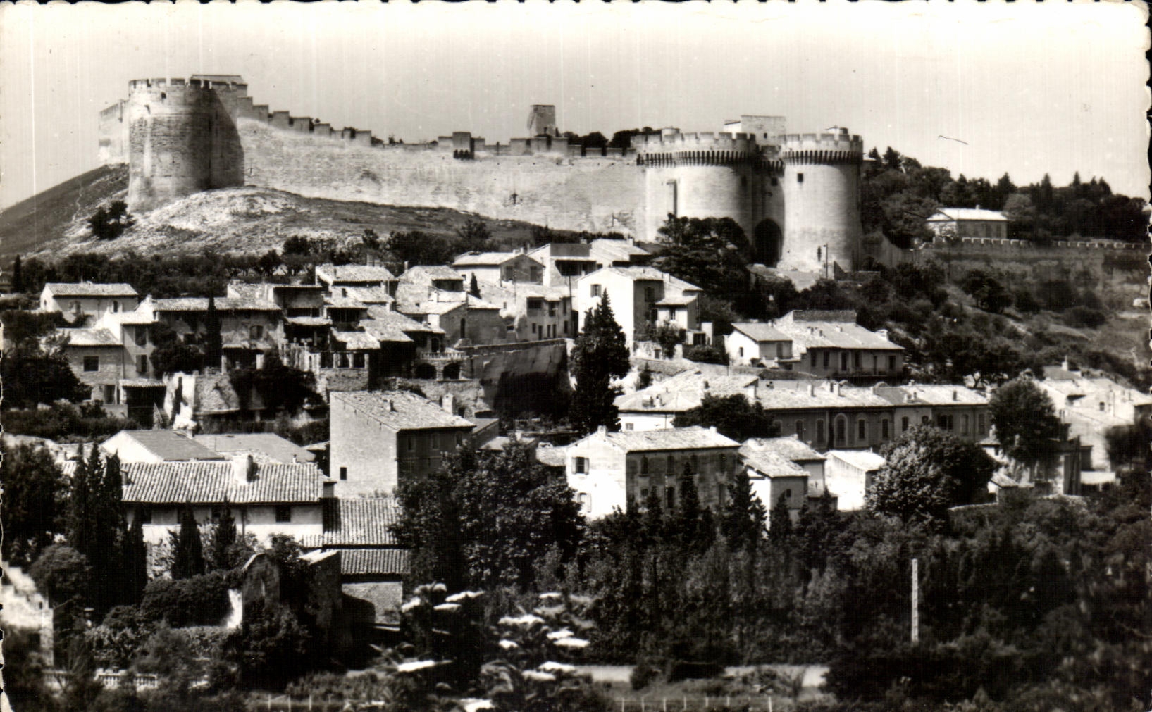 Villeneuve-lès-Avignon — Fort Saint-André sobre el Mont-Andoën — Ediciones RELLAN (A.-M.)