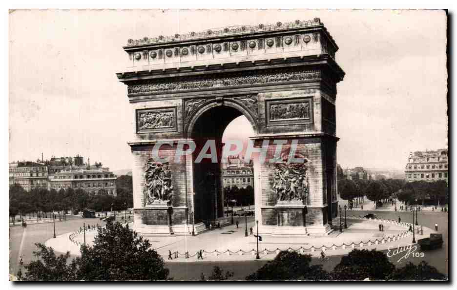 CPA Paris L'Arc De Triomphe De l'Etoile