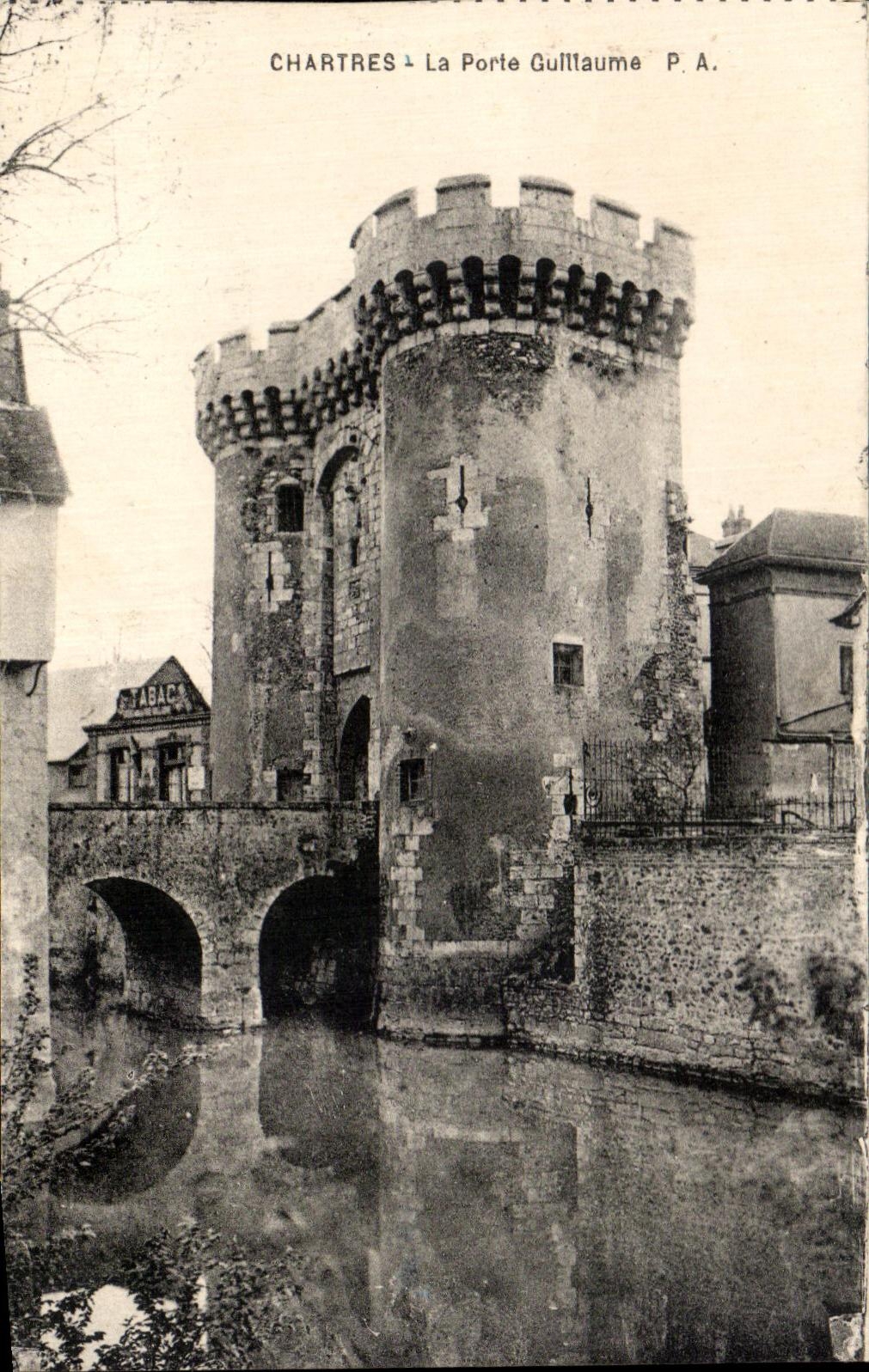 CPA Chartres La Porte Guillaume