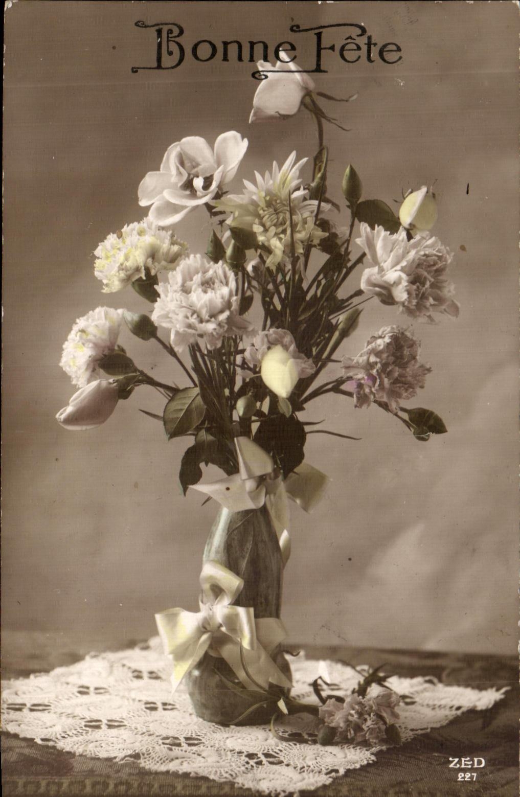 CPA Fantaisie Fleurs Bonne Fete
