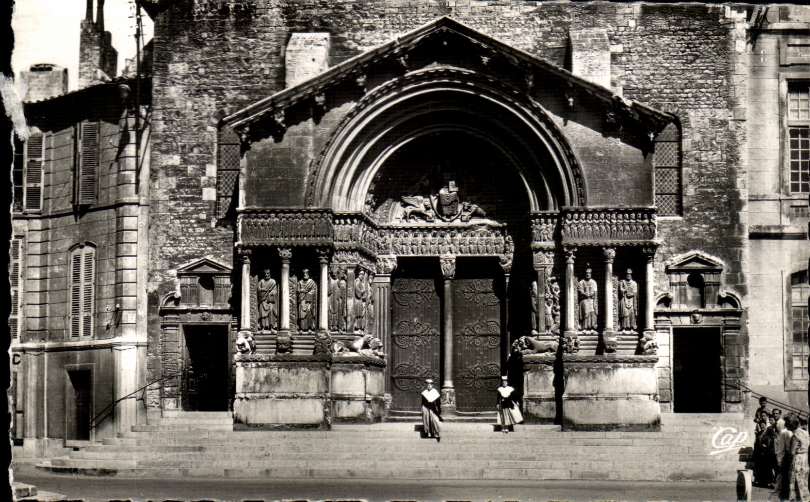 Portail de l'Église Saint-Trophime — Arles — éditeur Real-Photo-Cie des Arts Photomécaniques, n° 902