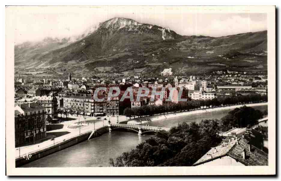 CPA Grenbole Vue generale et le Moucherotte