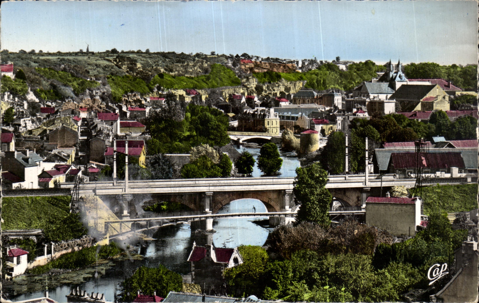 Poitiers — Les Bords du Clain et la Tour à l'Oiseau — C° des Arts Photomécánique