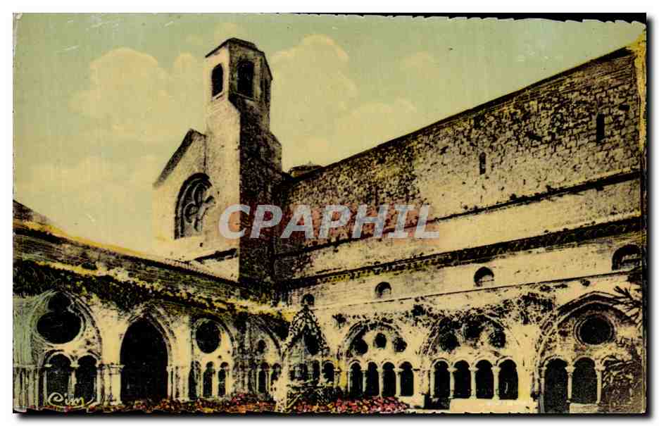 Les Cloîtres et la Tour de l'Église — Abbaye de Fontfroide — Éditeur : Combleux & Macon