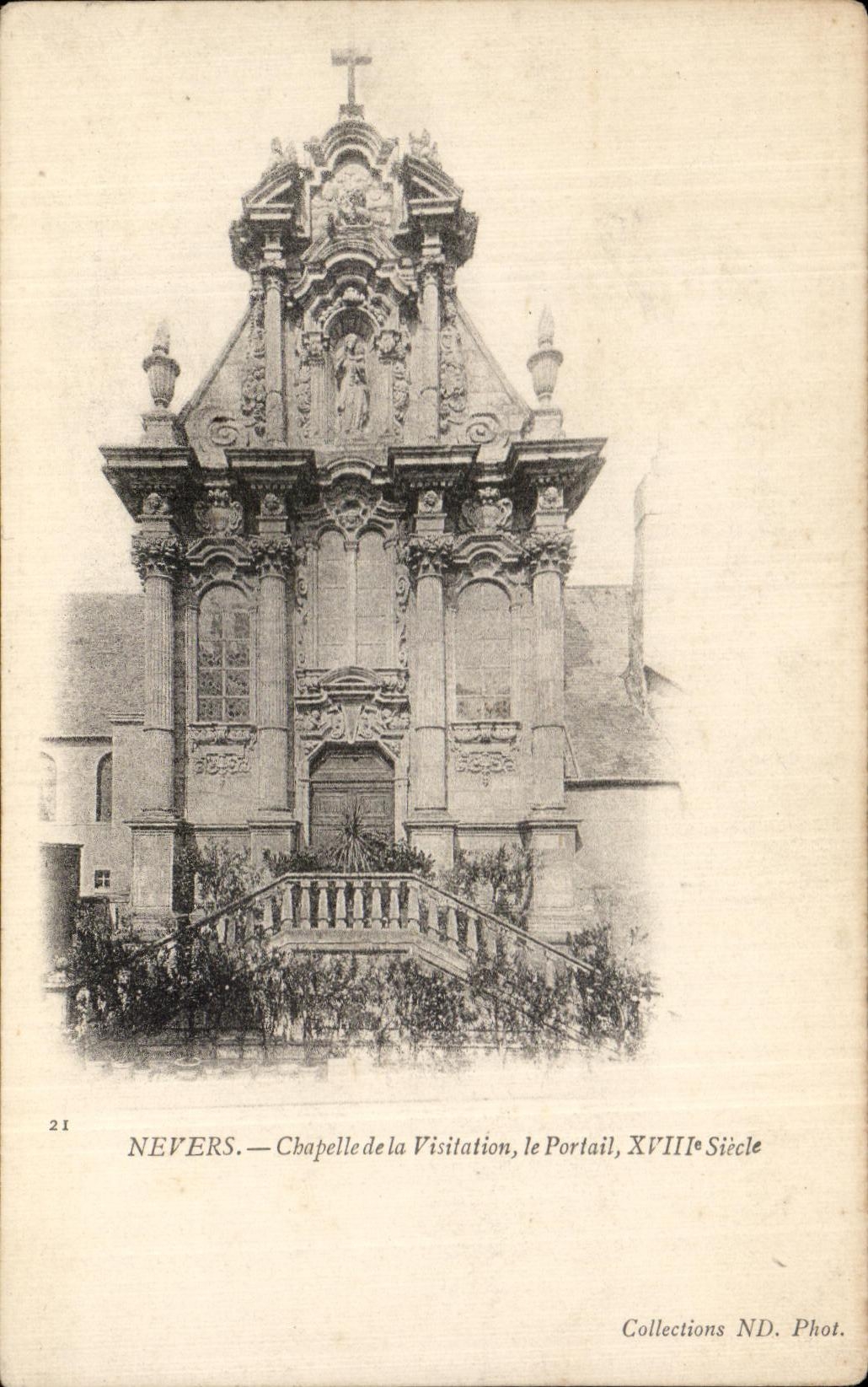 CPA Nevers Chapelle de la Visitation le Portail