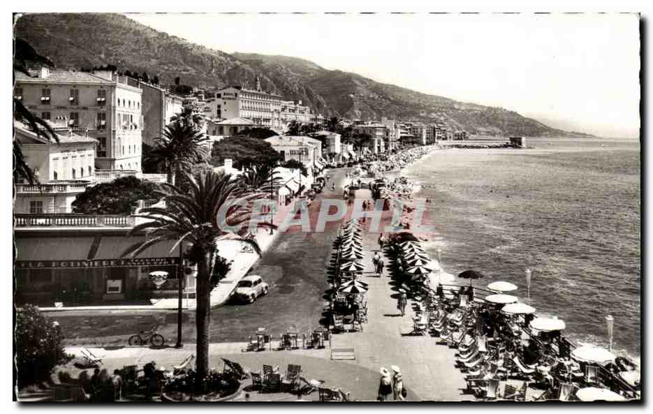 CPA Menton la promenade du bord de mer et les grands hotels