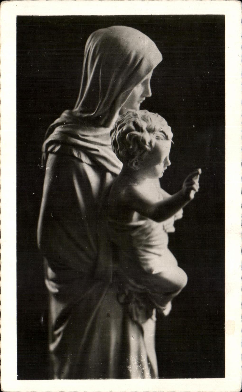 CPA Lyon Notre Dame de Fourviere Vierge de la Basilique