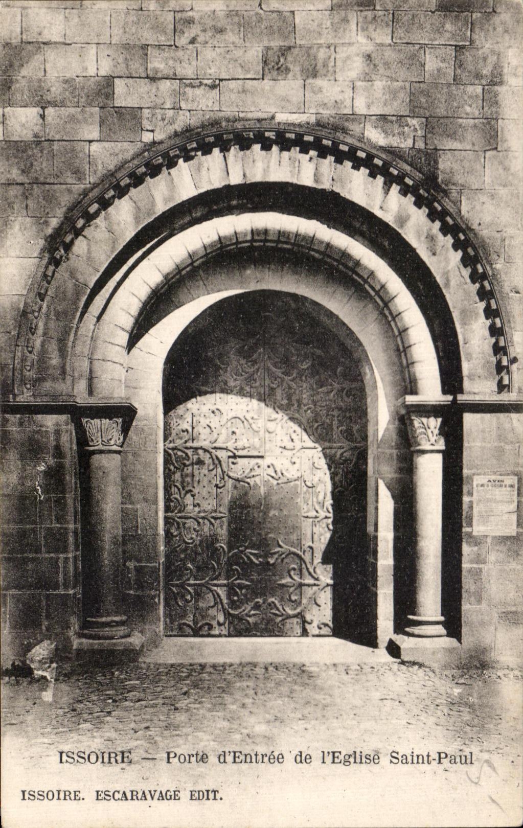 Issoire — Porte d'Entrée de l'Église Saint-Paul — Escaravage Edit.