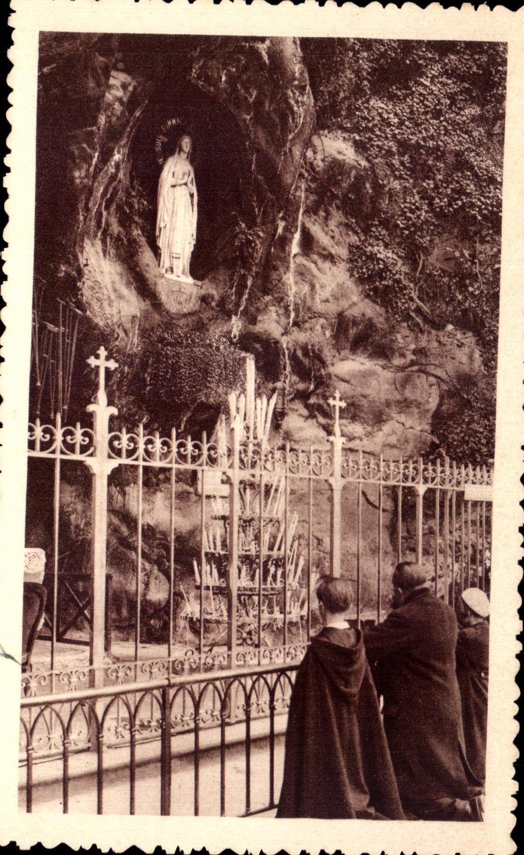 CPA Lourdes La Grotte