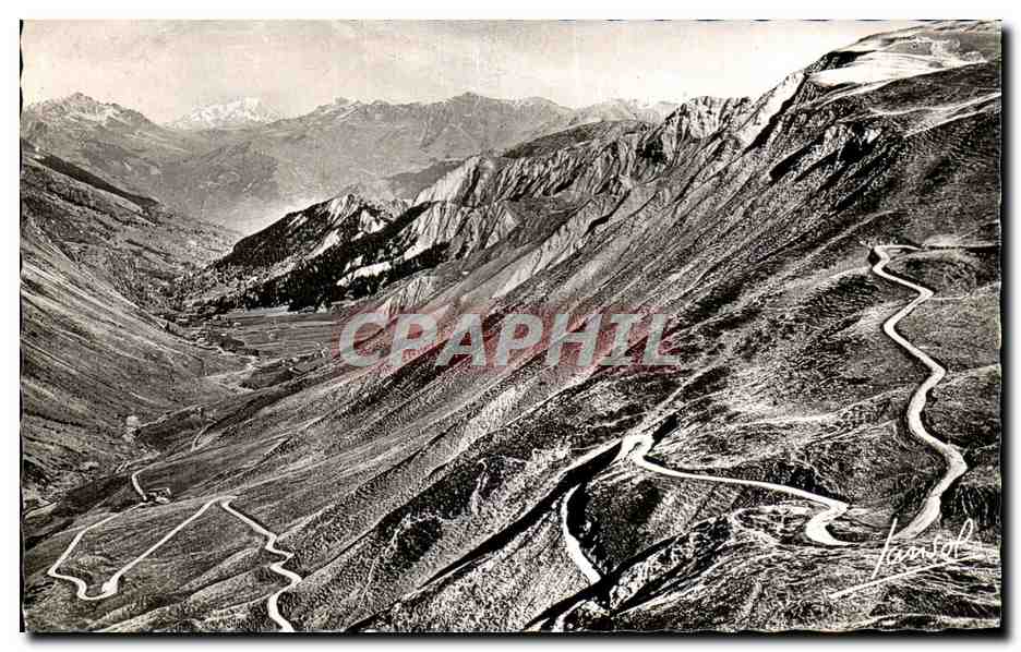CPA Col Du Glandon Ain La Vallee du Glandon Les lacets vers St Colomban des Villards et le Mont Blanc 