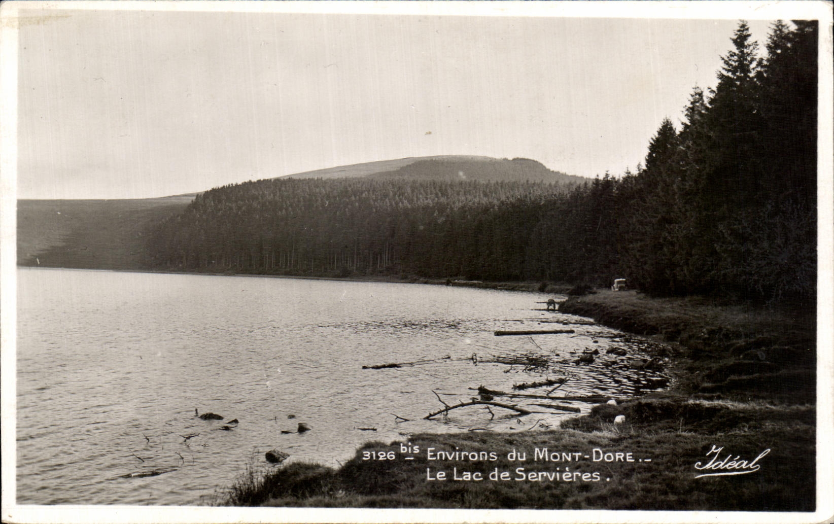 Environs du Mont-Dore — Le Lac de Servières — Idéal, n° 3126 bis
