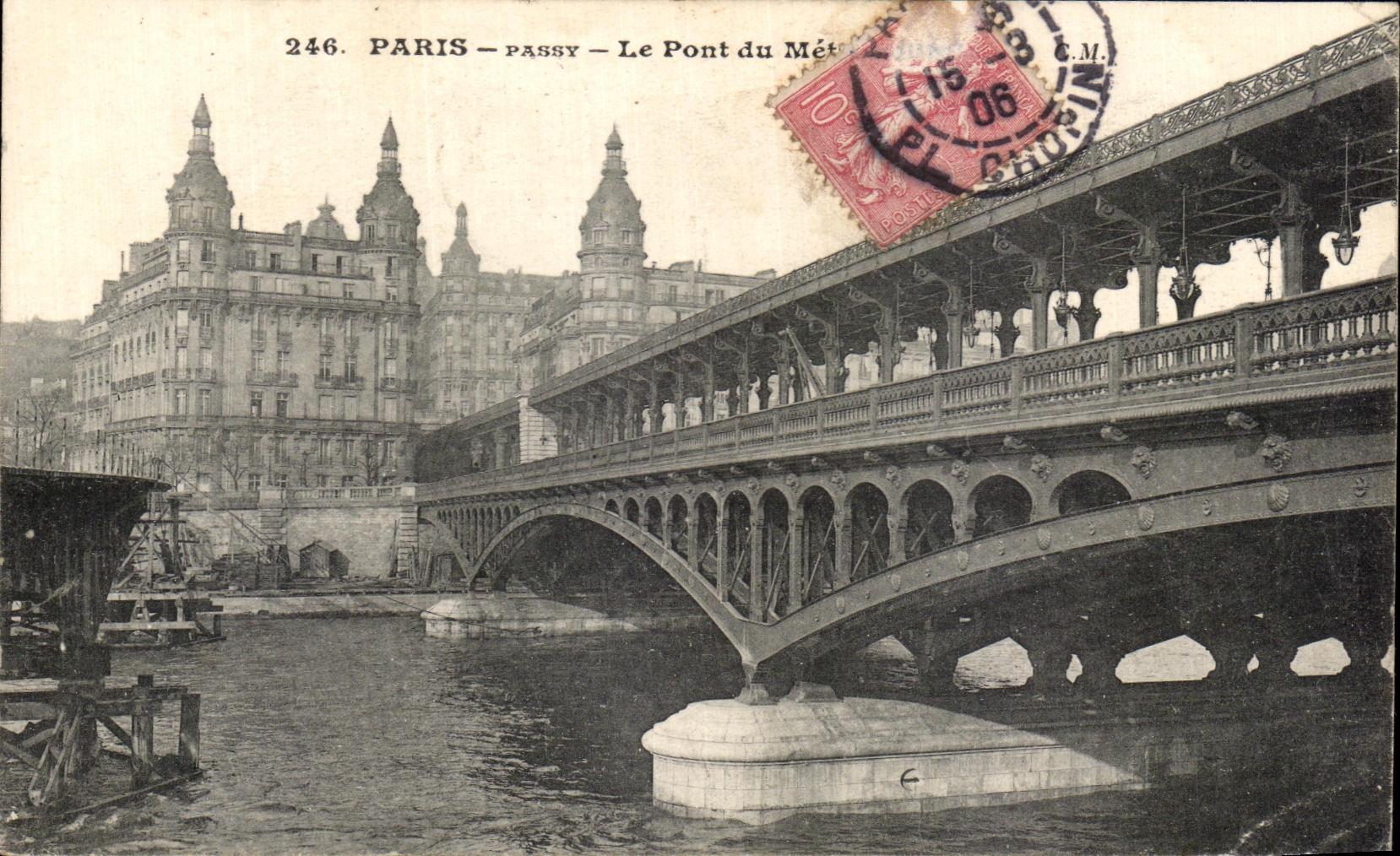 CPA Paris Passy Le Pont du Metropolitaine Metro 