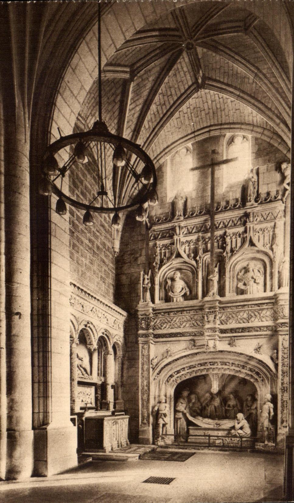 CPA Les Saints De Solesmes L'ensevelissement du Christ Transept de Droite