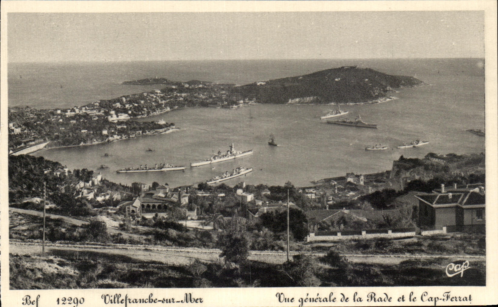 Villefranche-sur-Mer — Vue générale de la Rade et le Cap-Ferrat — Bef 12290