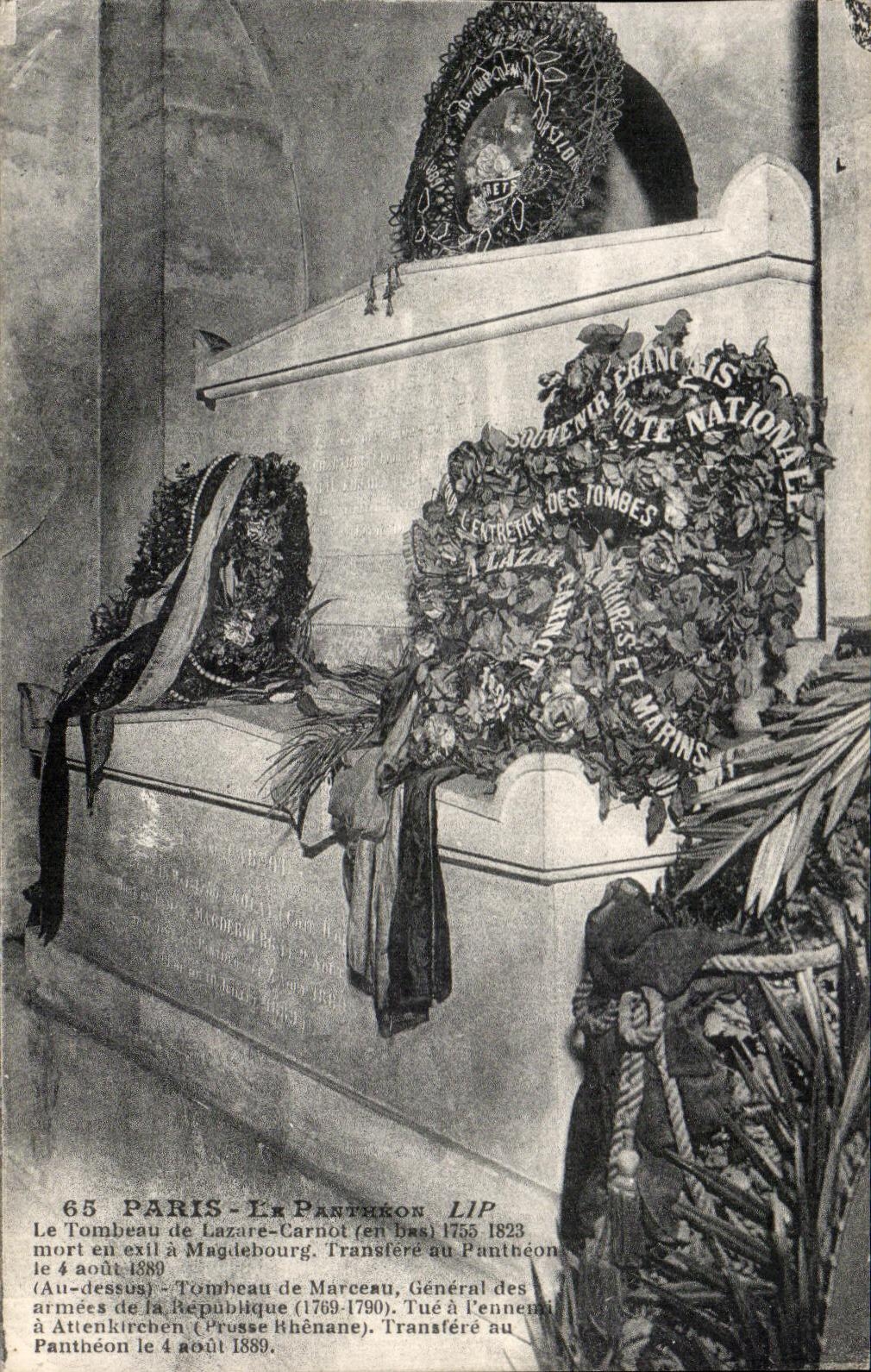 CPA Paris Le Pantheon Le tombeau de Lazare Carnot Mort en exil a Magdebourg 