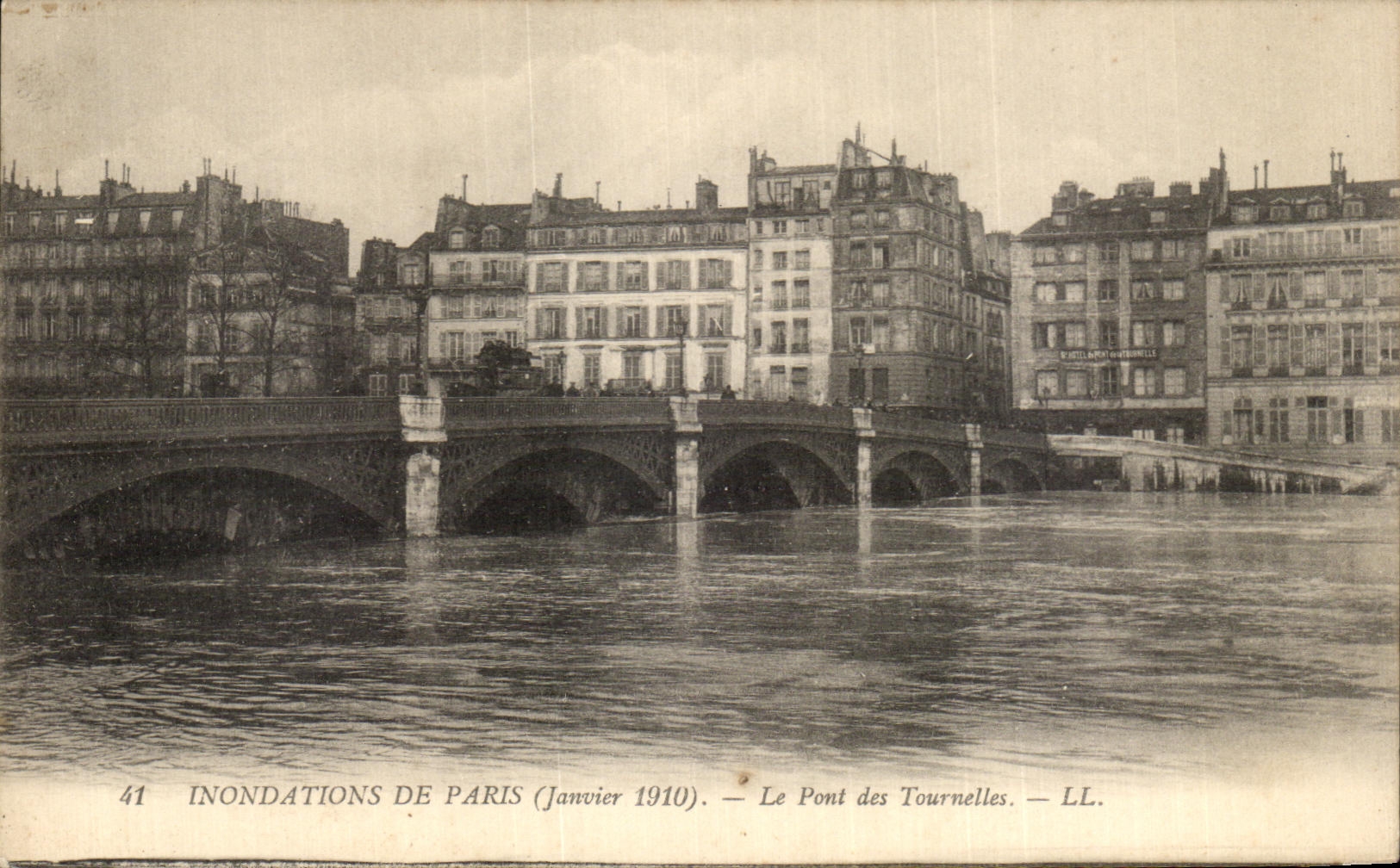 Überschwemmungen in Paris (Januar 1910) — Der Tournelles-Brücke — LL.
