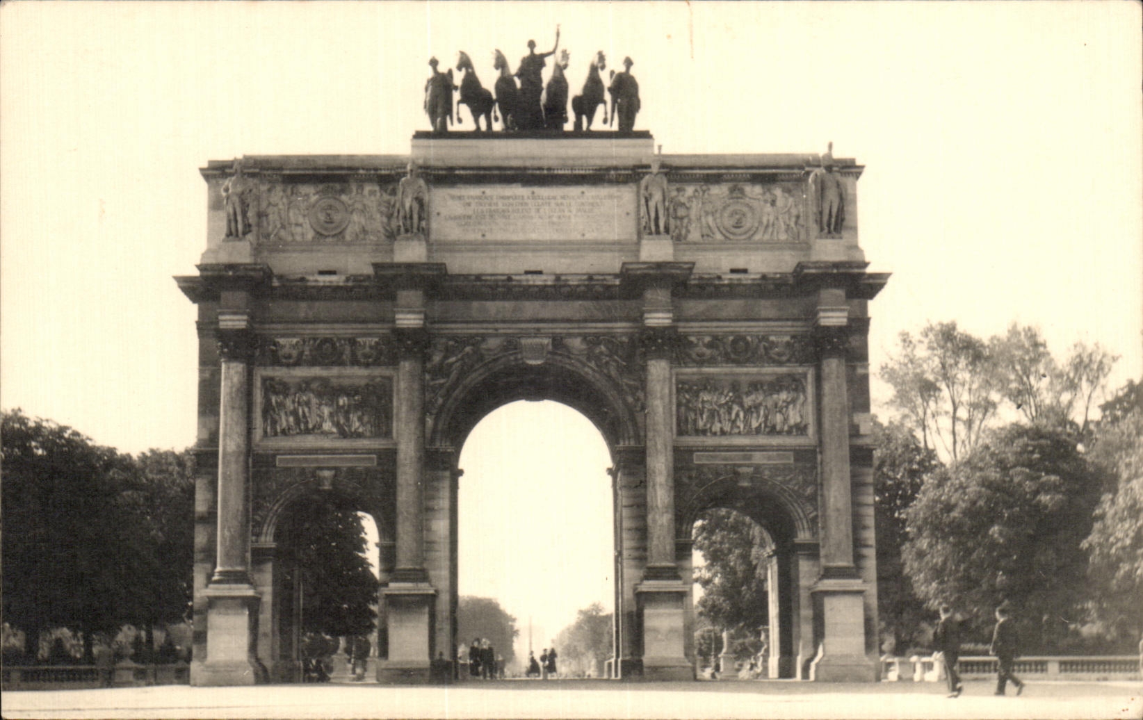 CPA Paris Arc de Triomphe Louvre