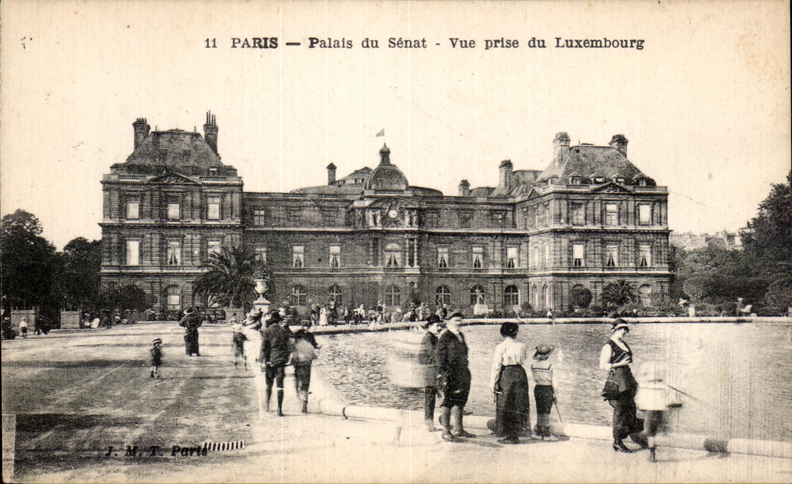 CPA Paris Palais du Senat Vue Prise du Luxembourg 