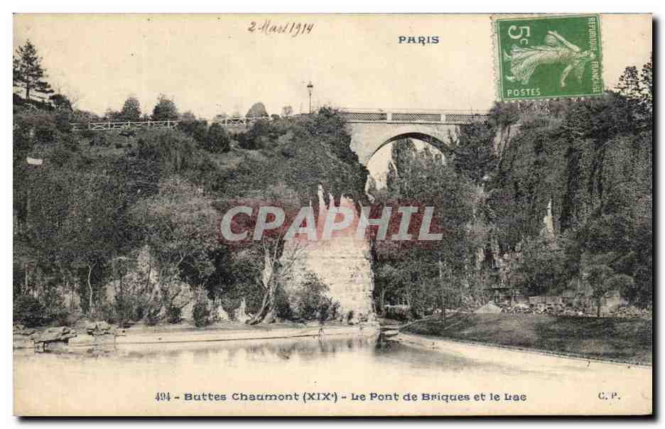 CPA Paris Buttes chaumont le pont de briques et le lac