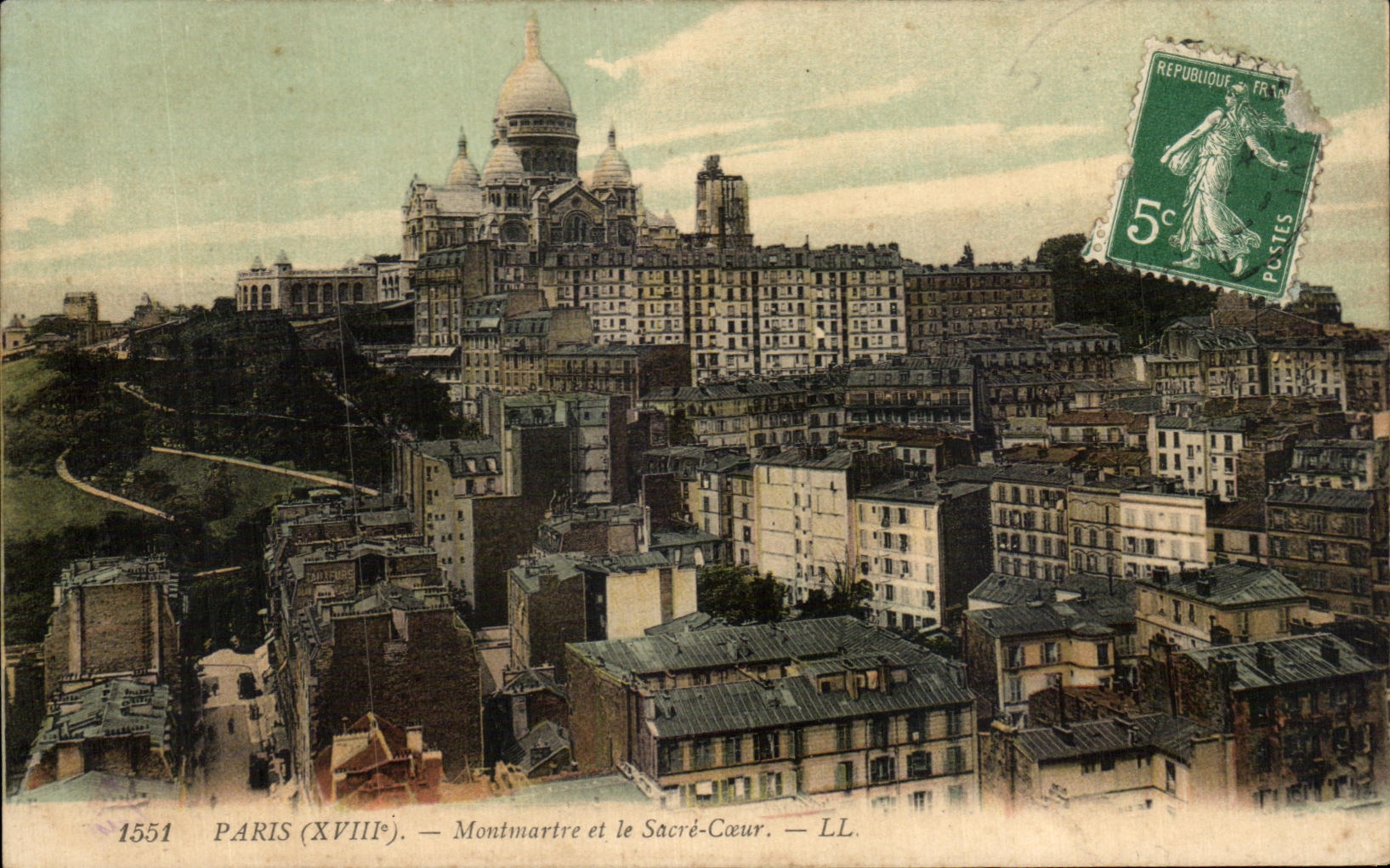 CPA Paris Montmartre et le Sacre Coeur