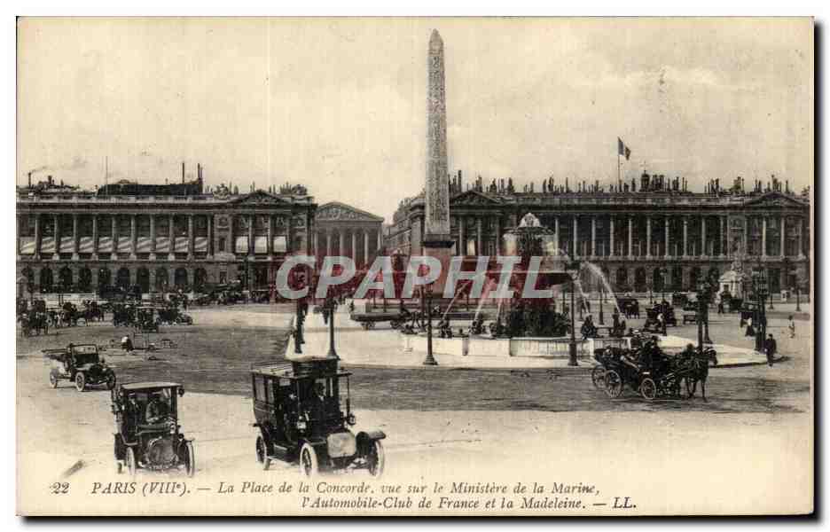 CPA Paris La Place de la Concorde vue sur le Ministere de la Marine I'Automobile Club 