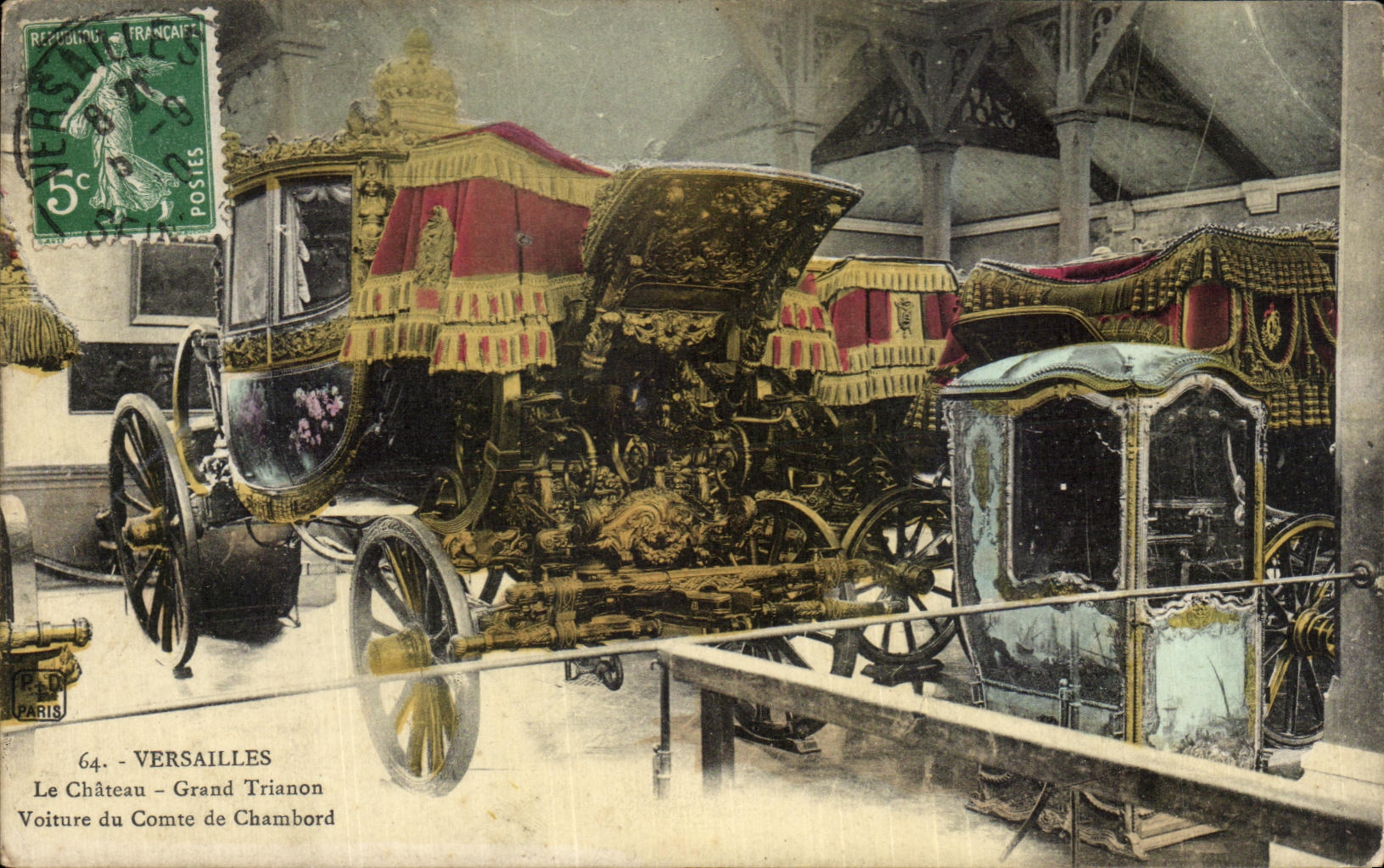 CPA Versailles Le Chateau Grand Trianon Voiture du Comte de Chambord