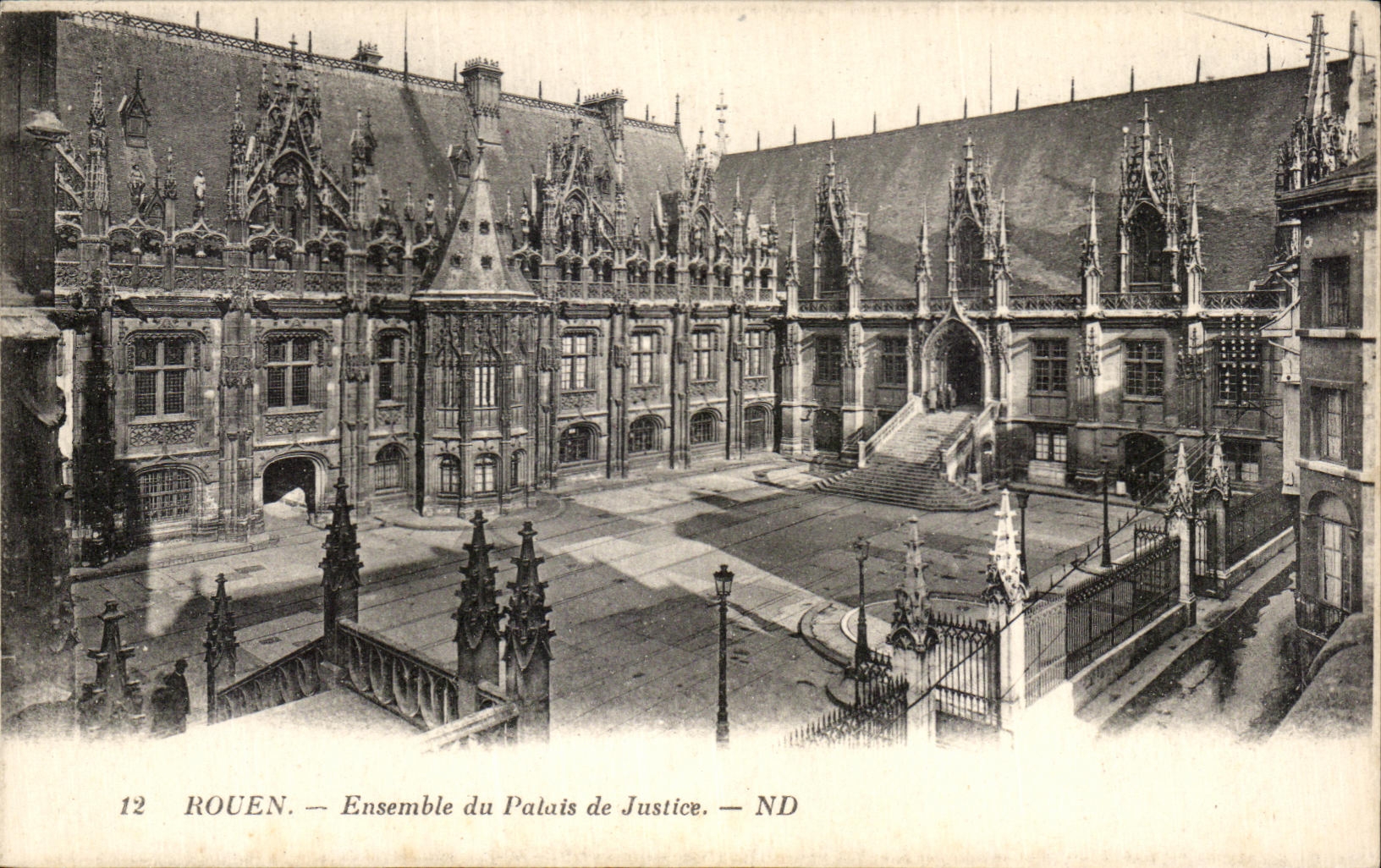 CPA Rouen Ensemble du Palais de Justice