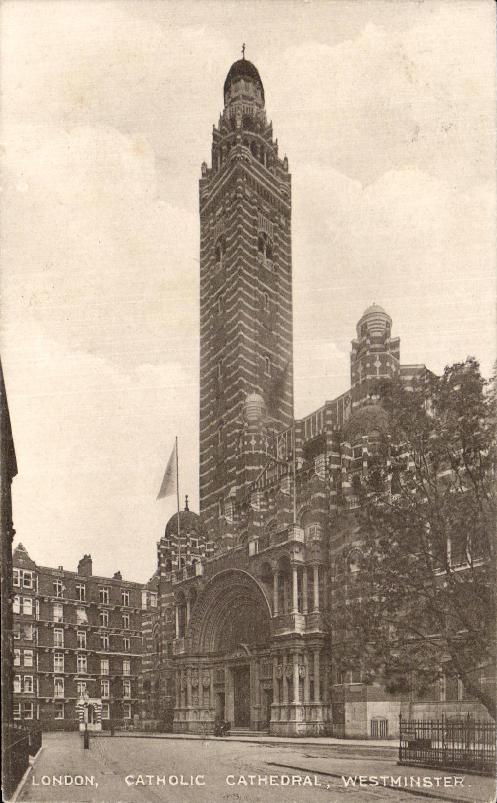 CPA London Catholic Cathedral Westminister