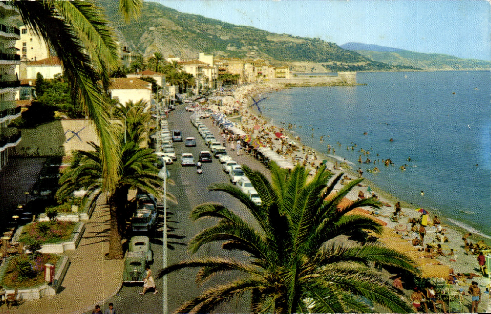 CPA Menton La promenade et la Plage