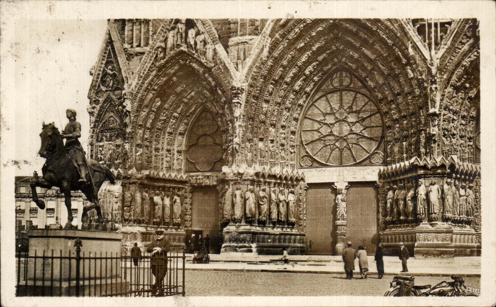 Reims — Cathédrale Notre-Dame — Grand Portail — éditeur Delmotte