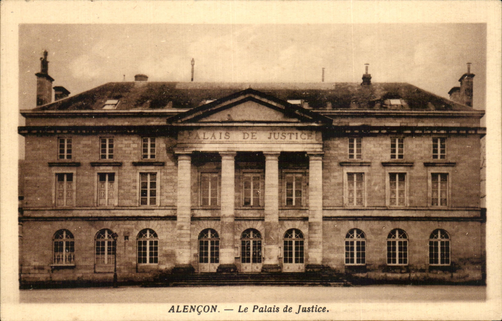 CPA Alencon Le Palais de Justice