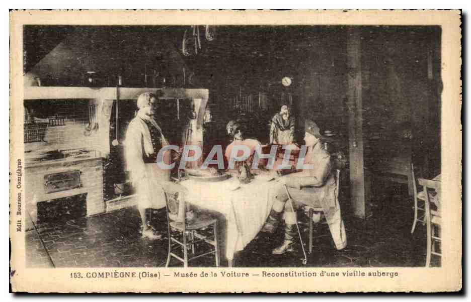 CPA Compiegne Musee de la Voiture Reconstitution d'une Vieille auberge