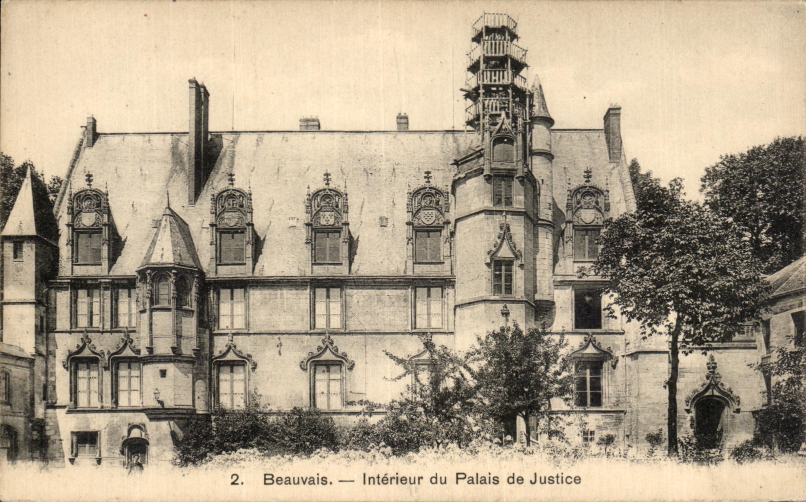 Beauvais — Intérieur du Palais de Justice — éditeur non identifié, n° de série 2