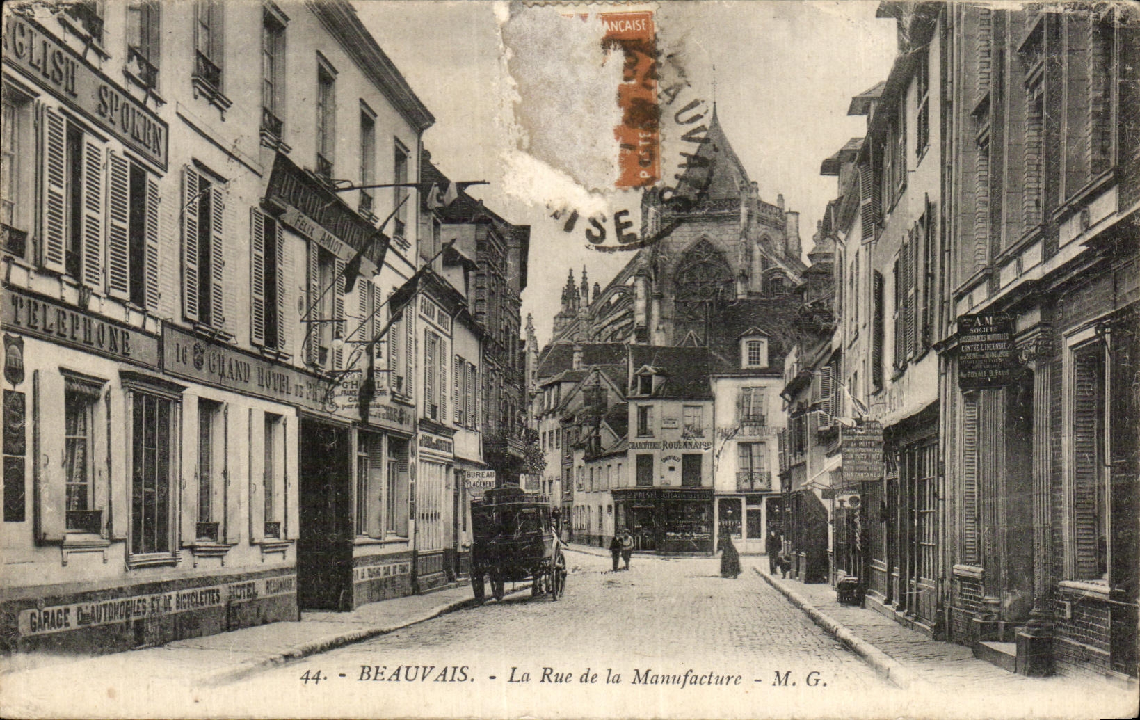 CPA Beauvais La Rue de la Manufacture