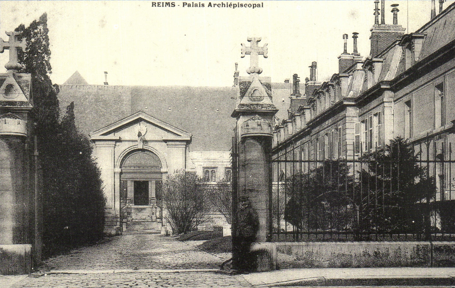 REPRO Reims Palals Archiepiscopal
