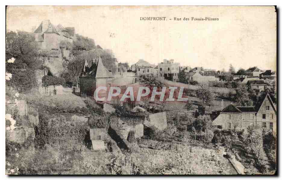 CPA Domfront Rue des Fosses Plisson