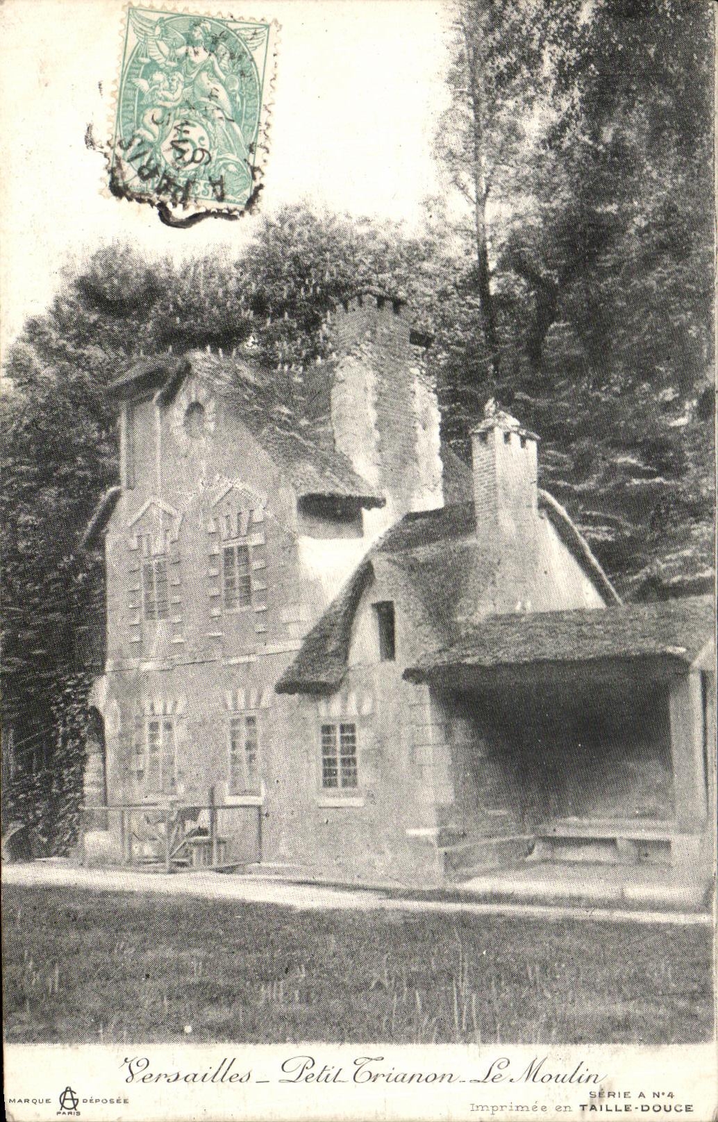 CPA Versailles Petil Trianon Le Moulin