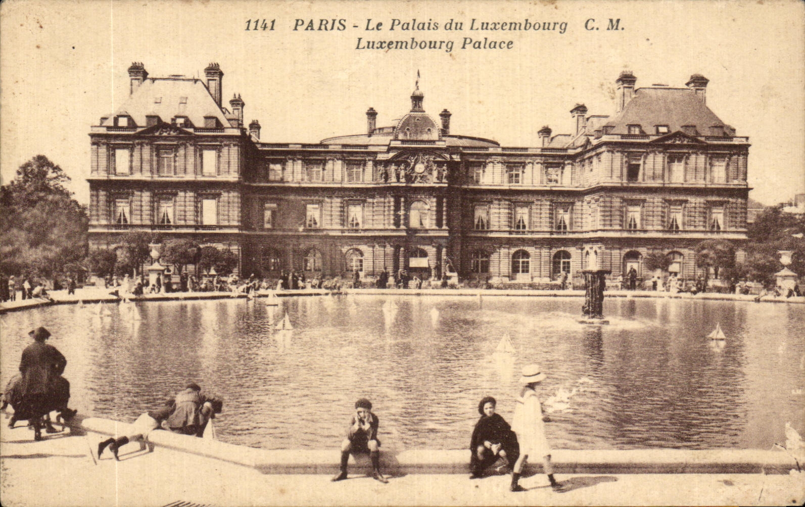 CPA Paris Le Palais du Luxembourg Enfants
