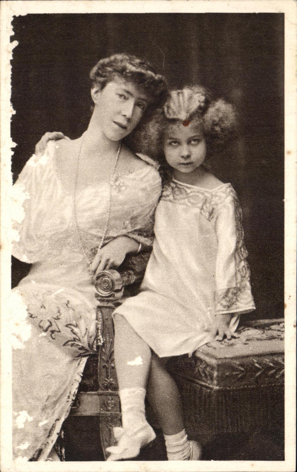 Reine Elisabeth et Princesse Marie-José — Photo Loanthie, n°8