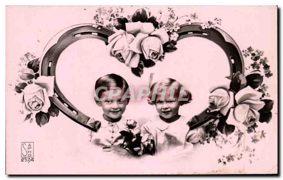 CPA Fantaisie Enfants Coeur Fleurs 