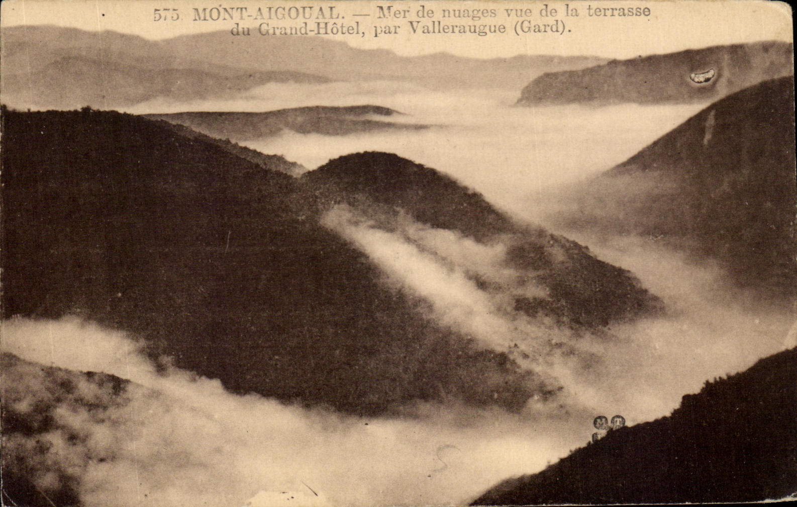 CPA Mont Aigoual Mer de Nuages Vue de la Terrasse du Grand Hotel par Valleraugue 
