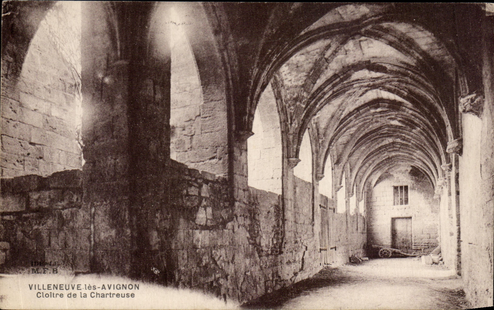 Villeneuve-lès-Avignon — Claustro de la Cartuja — Edición Ideal M.F.B. - Anverso