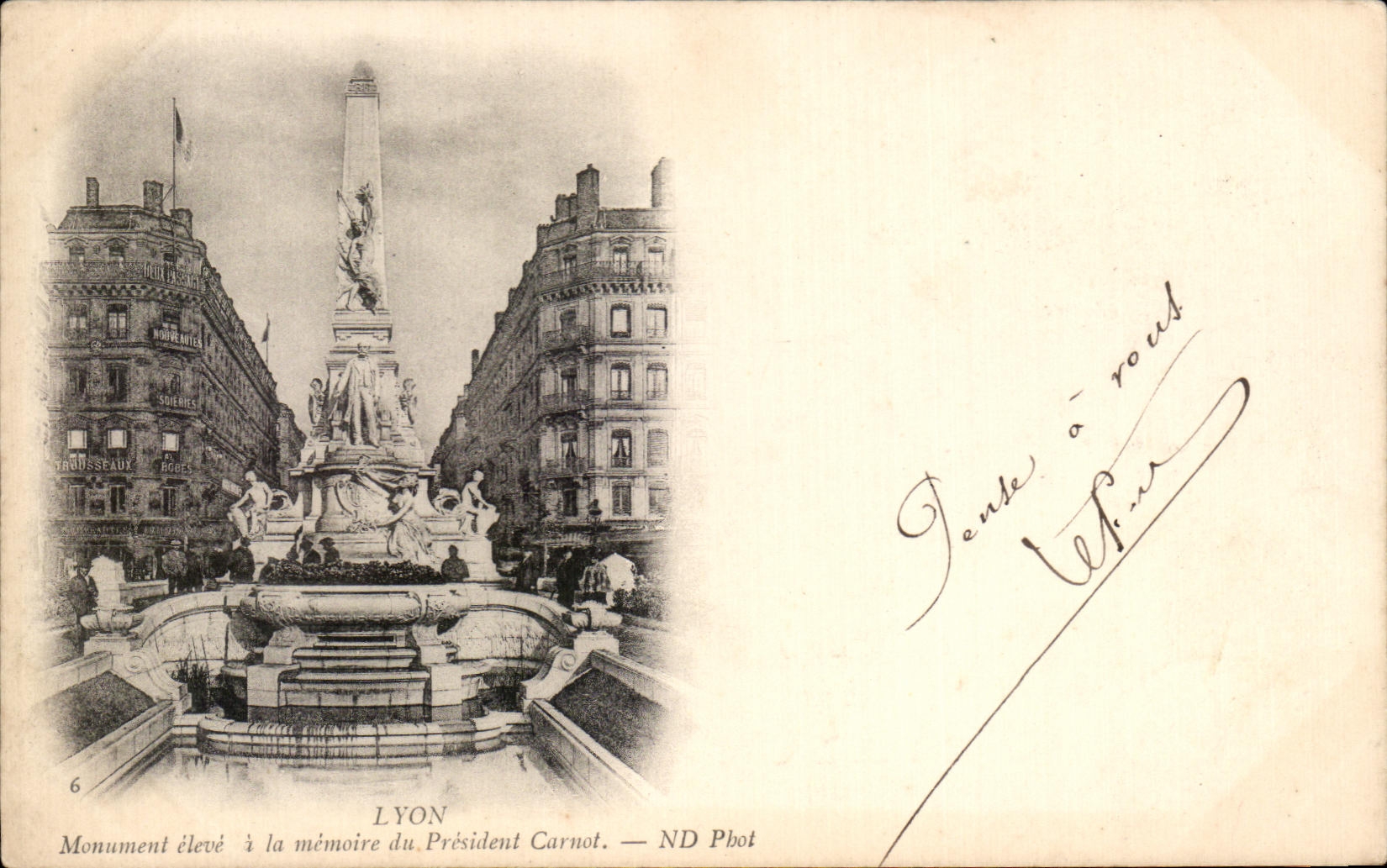 Monument élevé à la mémoire du Président Carnot — Lyon — ND Phot