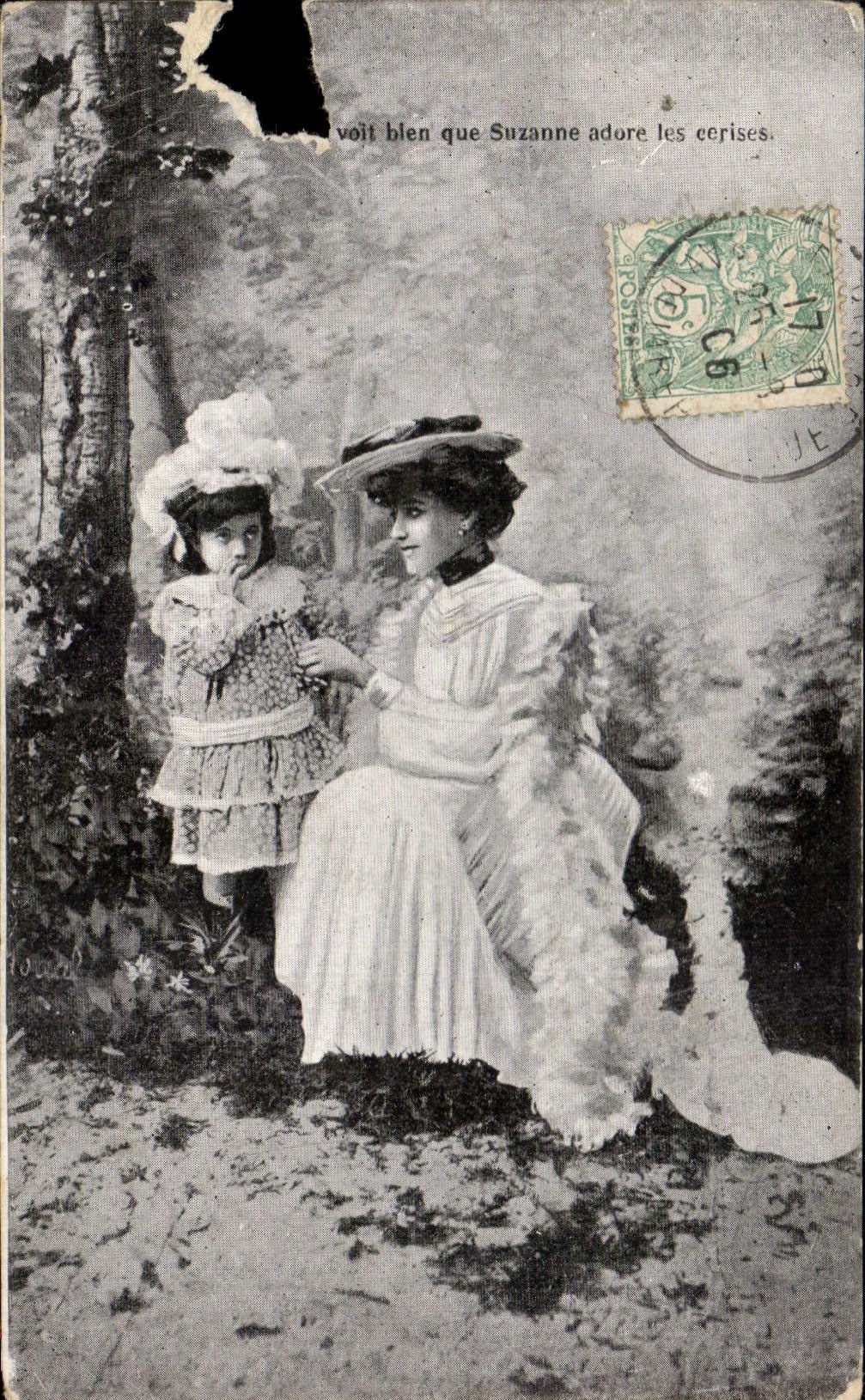 Suzanne adore les cerises — scène de jardin — éditeur non visible