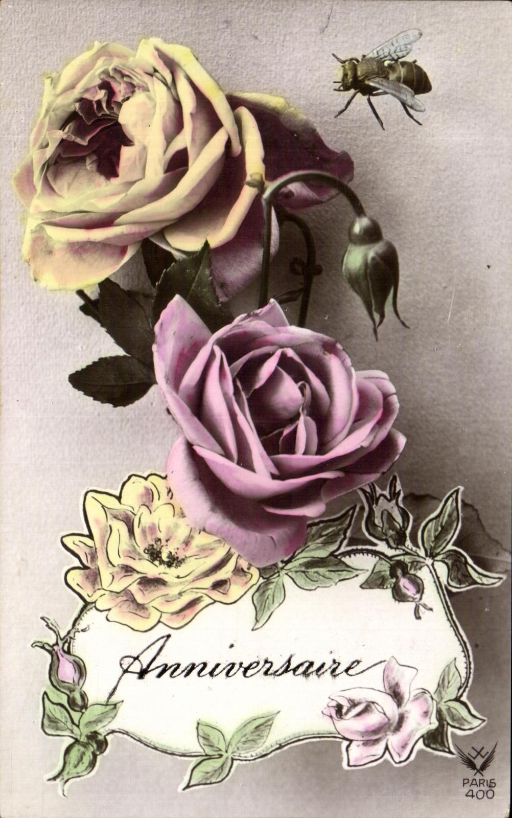 CPA Fantaisie Fleurs Anniversaire Abeille 