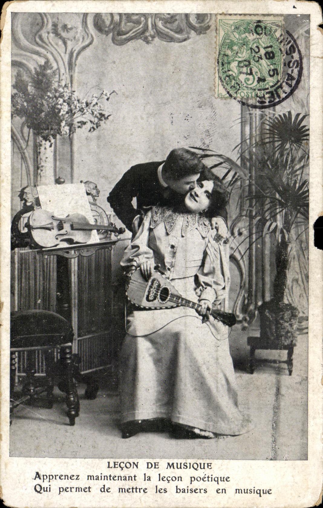 CPA Fantaisie Femme lecon de musique Violon 