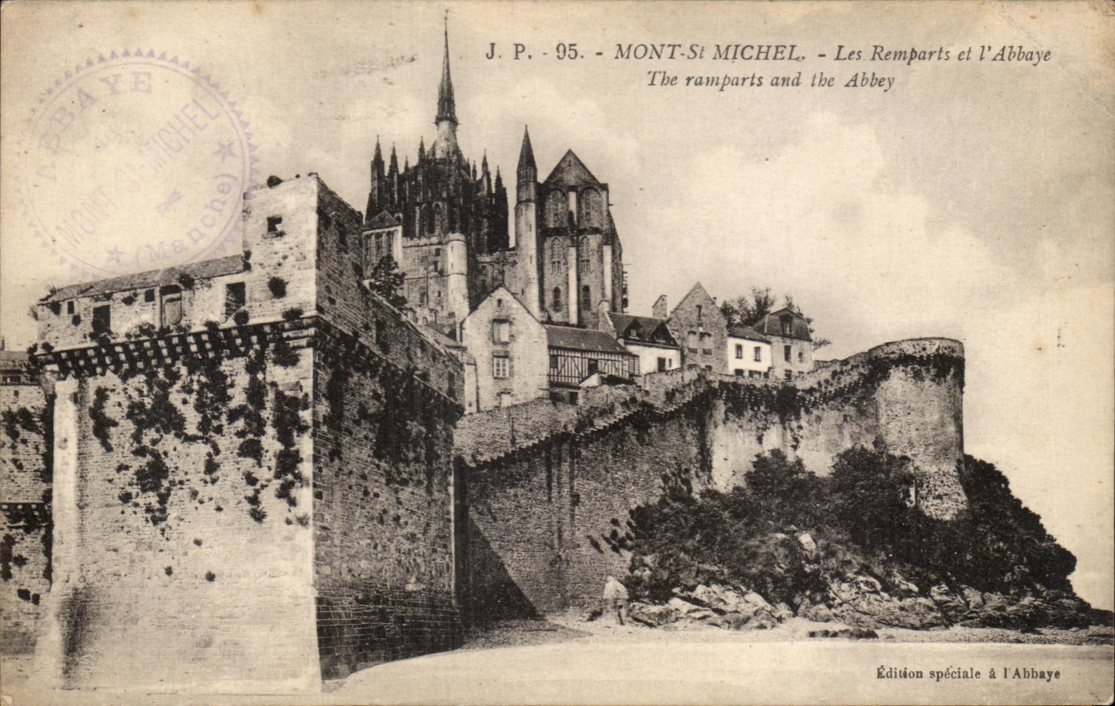 Mont-Saint-Michel — Les Remparts et l'Abbaye — Édition spéciale à l'Abbaye