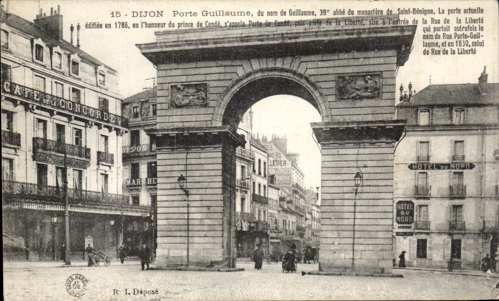 CPA Dijon Porte Guillaume du nom de guillaume abbe du monastire de Saint Bealgne