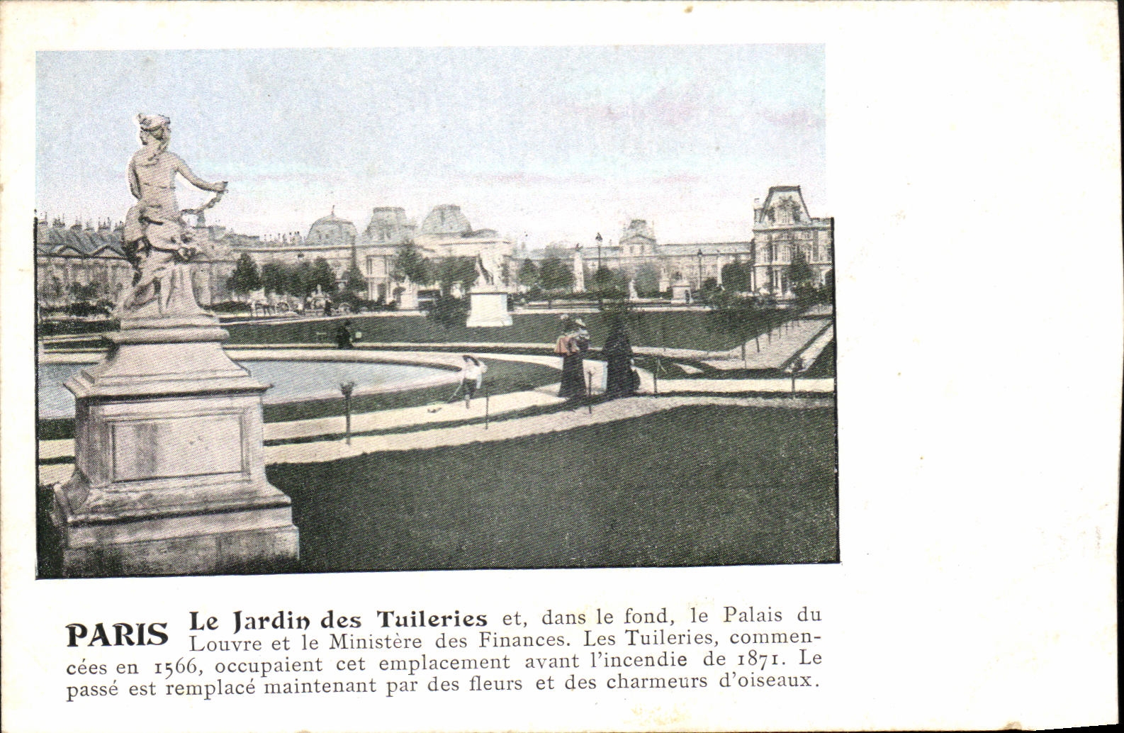 CPA Paris Le Jardin des Tuileries et dans le fond le palais du Louvre et le Ministere des Finances